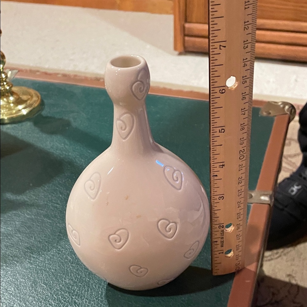 Lenox White Heart-Patterned Vase